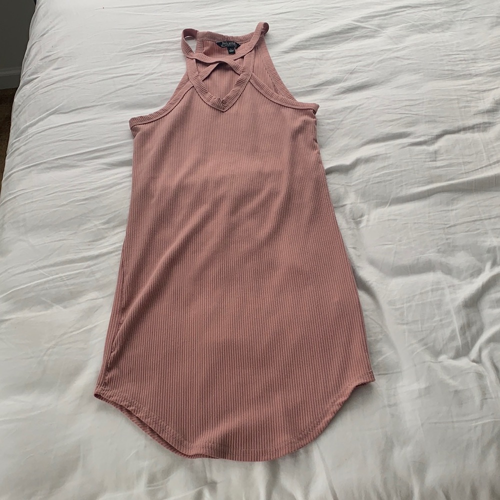 Sleeveless dress